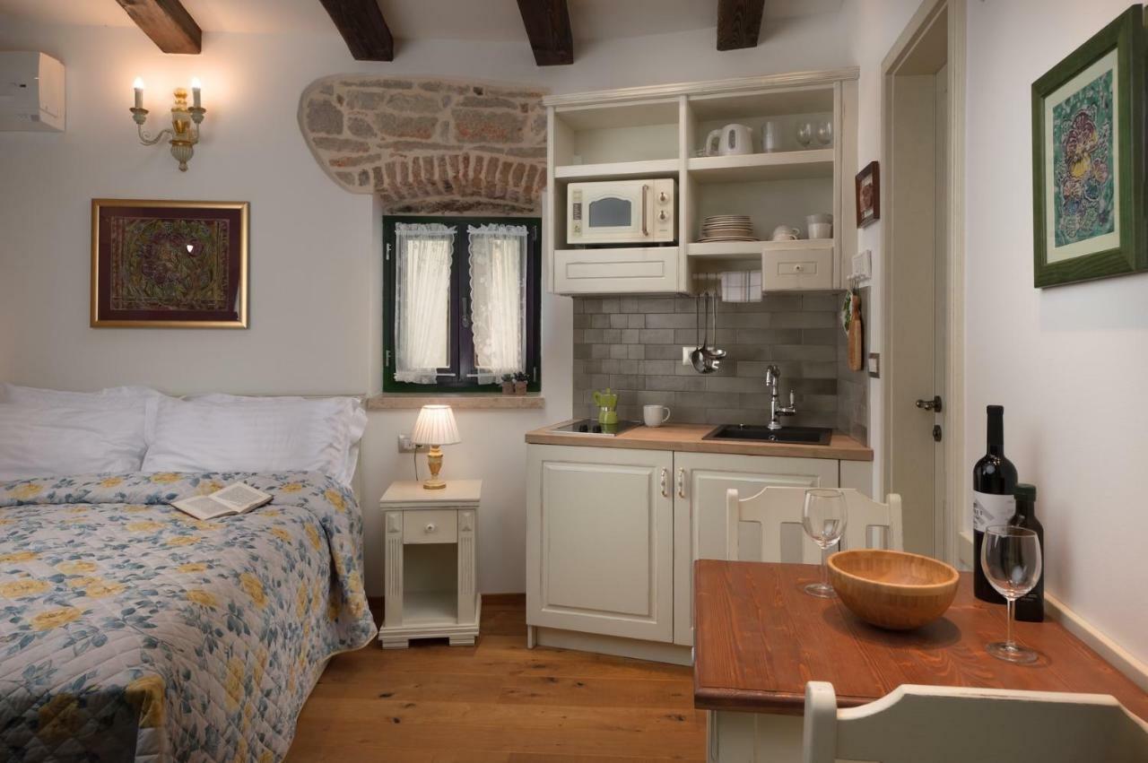 Appartement Monterosso Old Town à Rovinj Extérieur photo